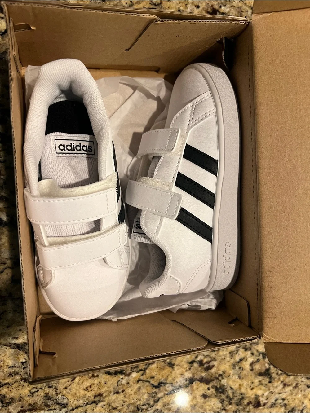 NIB Adidas Toddler Grand Court 1 Sneakers - Size 9K